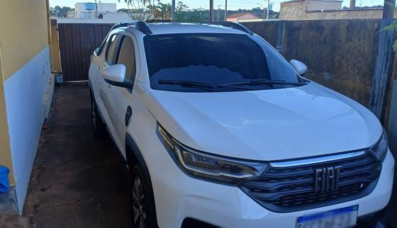 FIAT STRADA 1.3 FIREFLY FLEX VOLCANO CD CVT FIAT STRADA 1.3 FIREFLY FLEX VOLCANO CD CVT